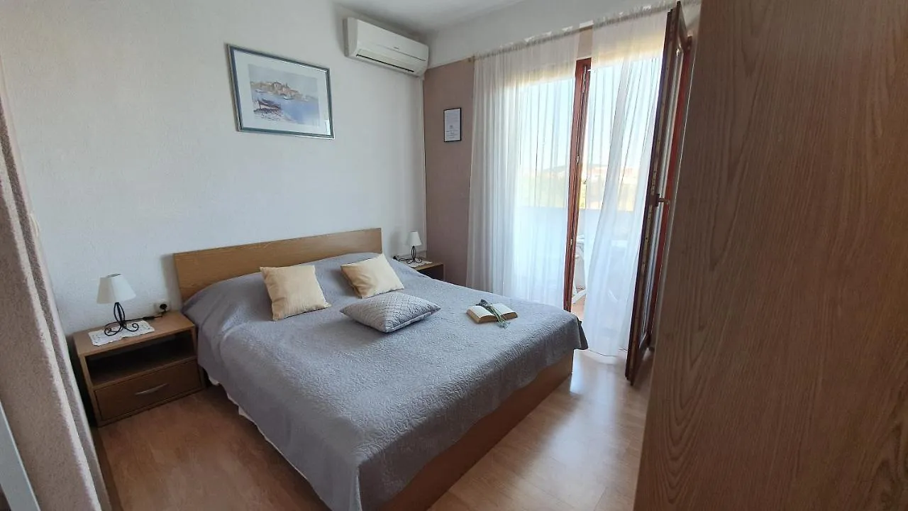 Apartments Sime Sukosan Croatia