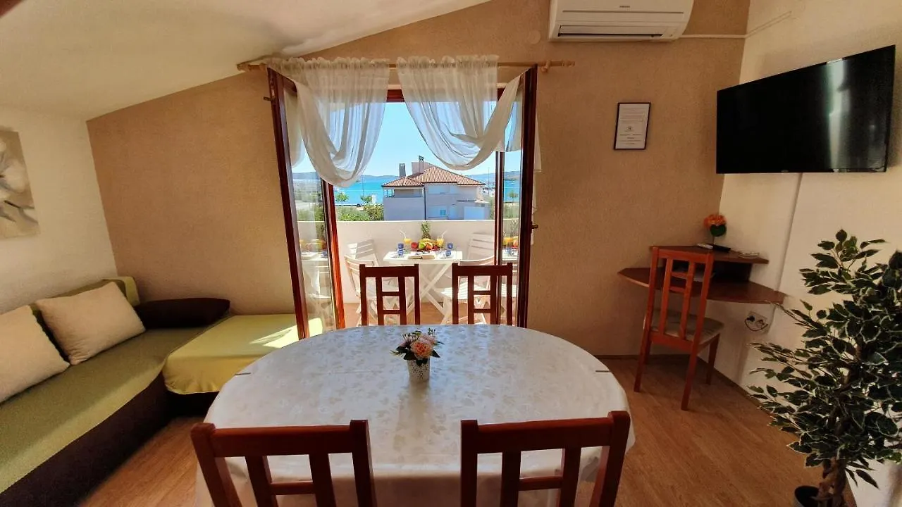 Sukošan Apartments Sime
