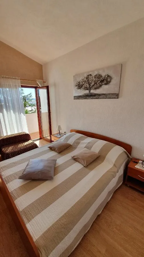 Apartments Sime Sukosan 0*,  Croatia