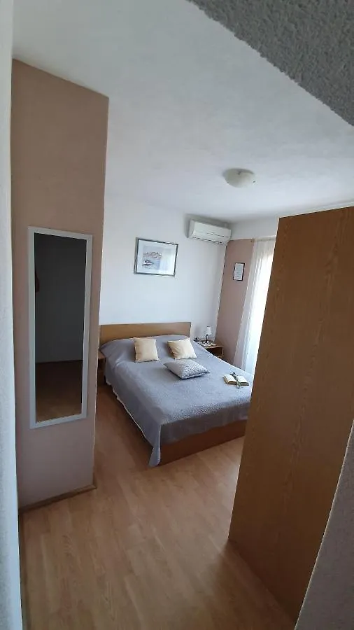 Apartments Sime Sukošan